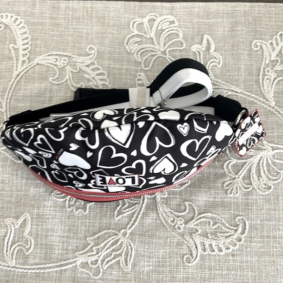 Brighton NWT Endless Love Hearts Nylon Fanny Pack/Belt Bag - Picture 10 of 15